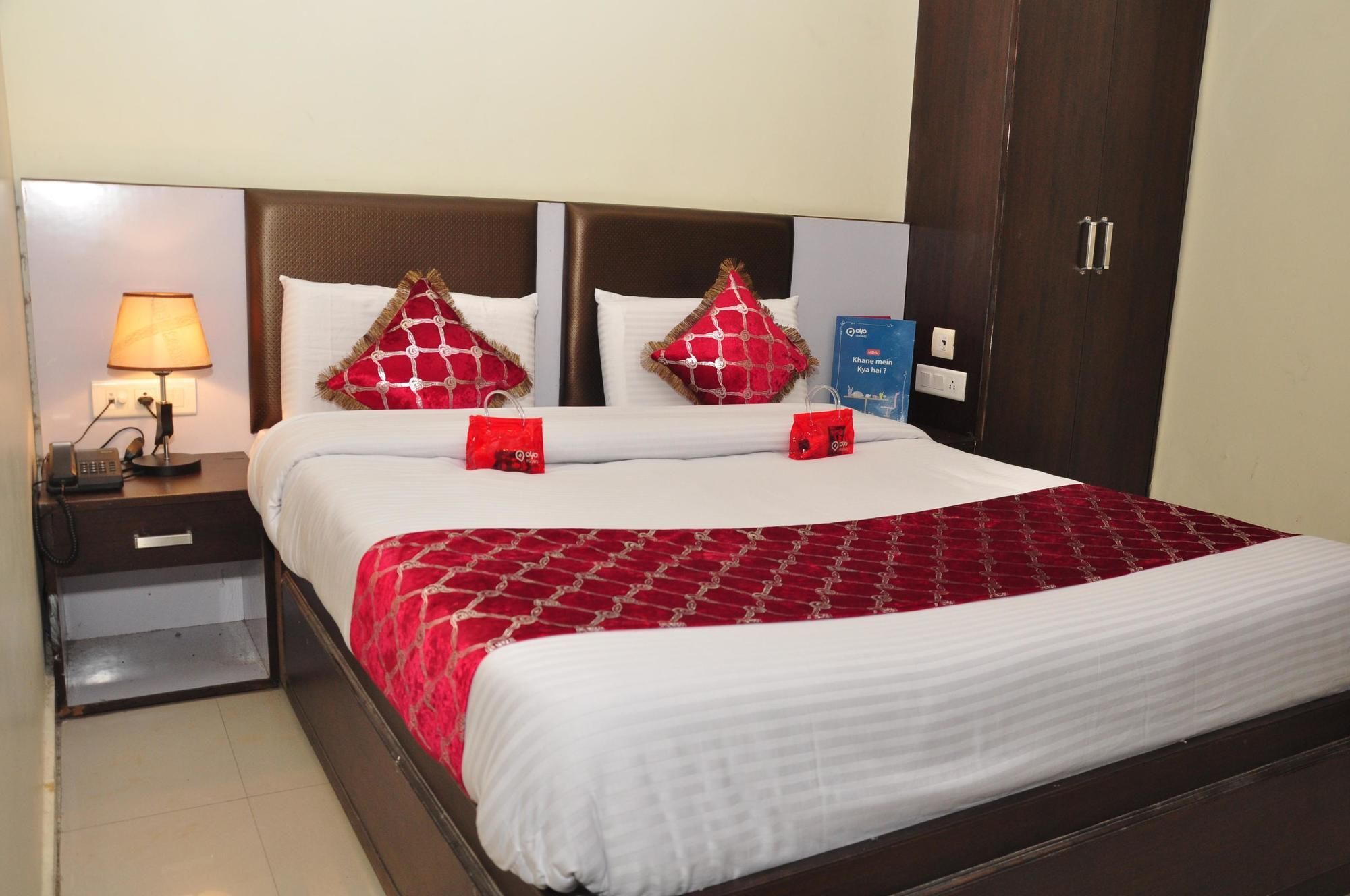 Oyo Rooms City Centre Guru Nanak Bhawan Amritsar Exterior foto