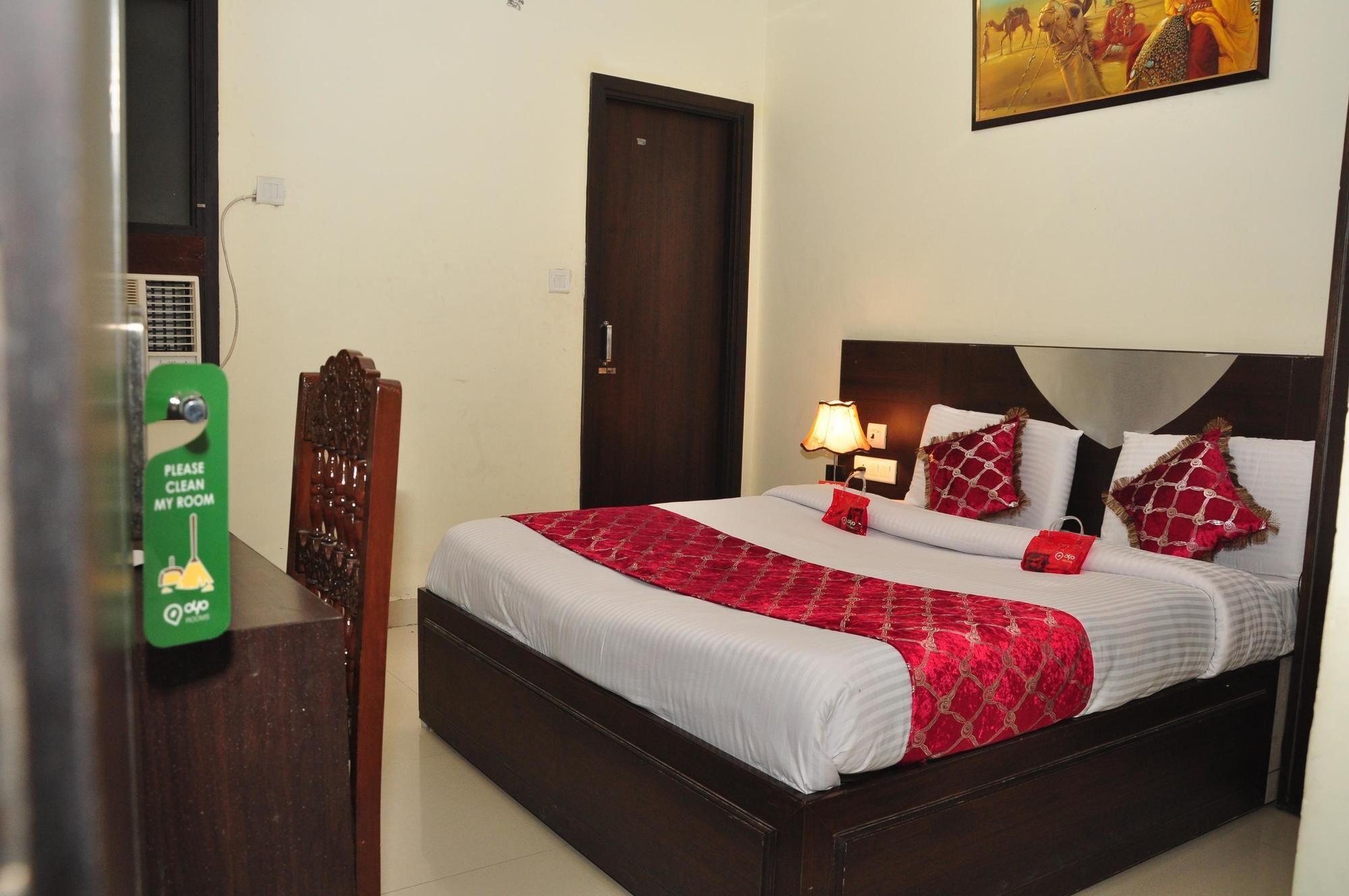 Oyo Rooms City Centre Guru Nanak Bhawan Amritsar Exterior foto